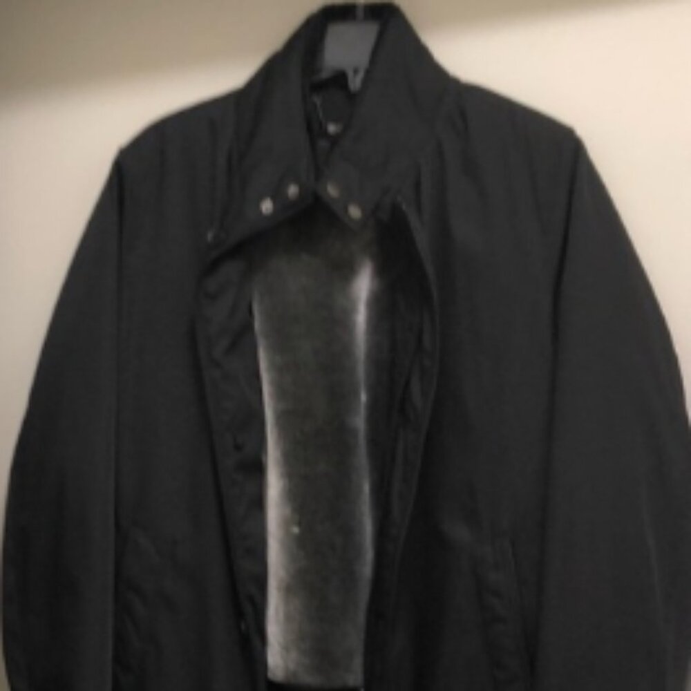 Men’s rain jacket in black with detachable fur lining! By lief horsems!